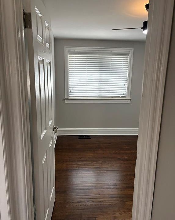 1st image of 23245 Berkley Ave