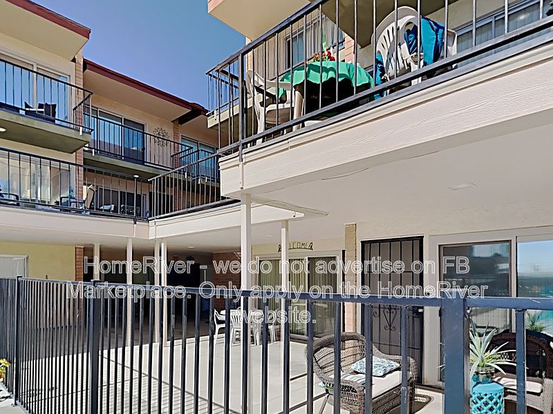 1st image of 89 Acoma Blvd N APT 11