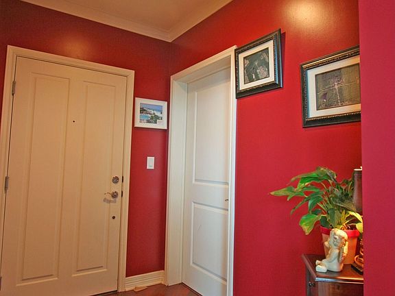 4th image of 500 Throckmorton St APT 1308