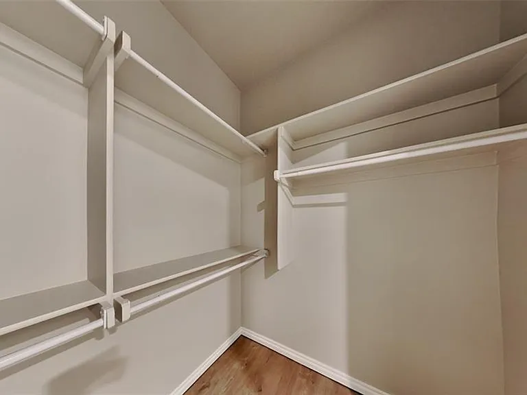 6932 Labelle Dr — Photo 15