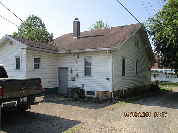 2nd image of 110 W Graysville St