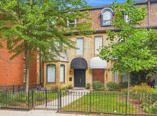 10 Earl St, Toronto, ON M4Y 1M3