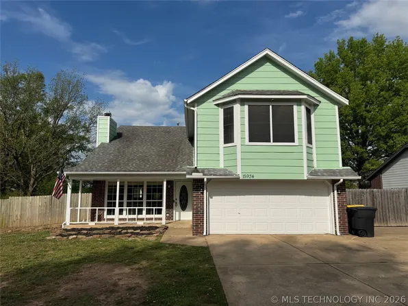 15934 S 294th East Ave, Coweta, OK 74429