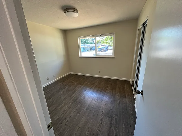 8323 Berman Walk Way — Photo 14