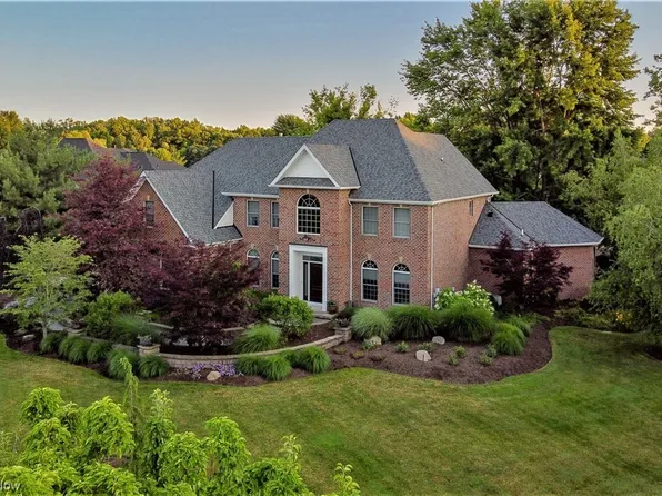36895 Harriman Trl, Avon, OH 44011