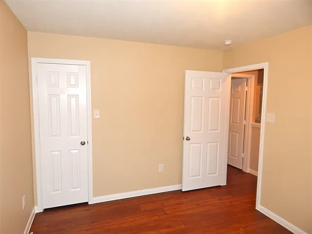 847 Darbydale Crossing Ln — Photo 15