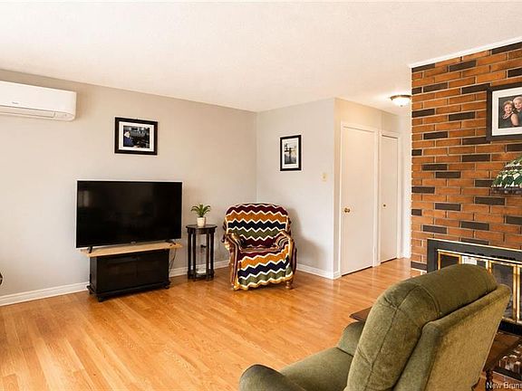 5th image of 1075 Daniel Dr