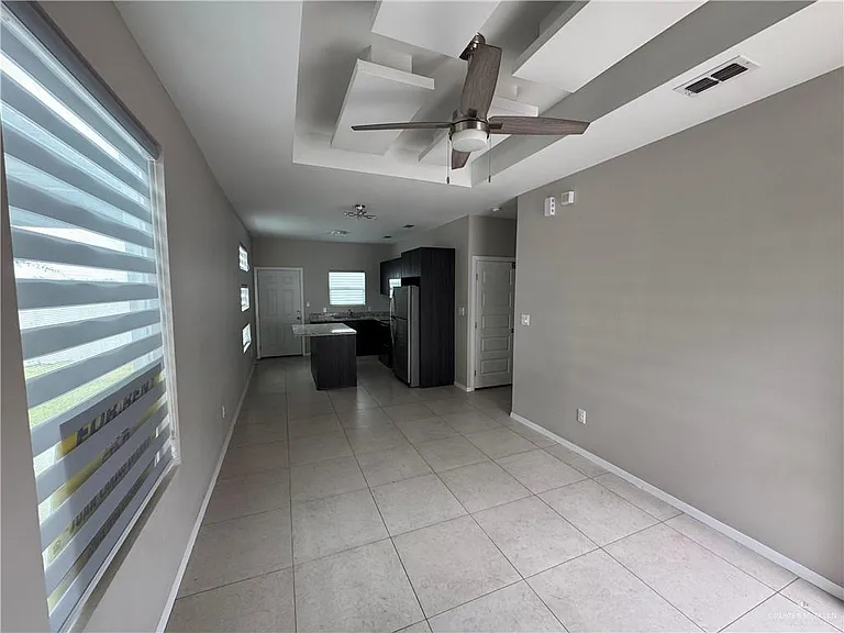 3413 S Mia Ln #1 — Photo 2