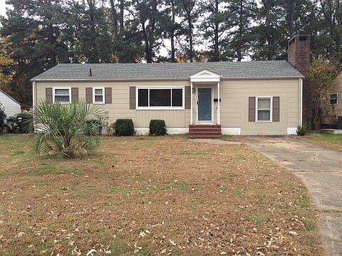1st image of 105 Magnolia Dr