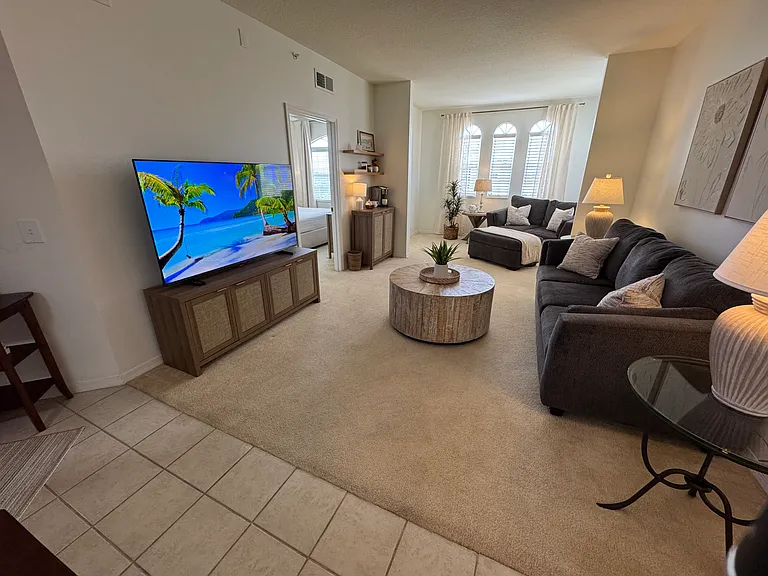 Ocean Walk Cir — Photo 11