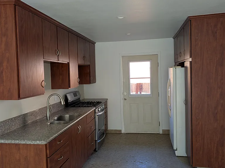 317 S Rose St #2 — Photo 3