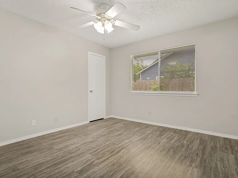 2-Bedroom Duplex — Photo 21