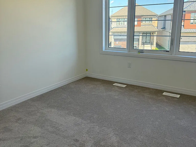 265 Velvet Way — Photo 3