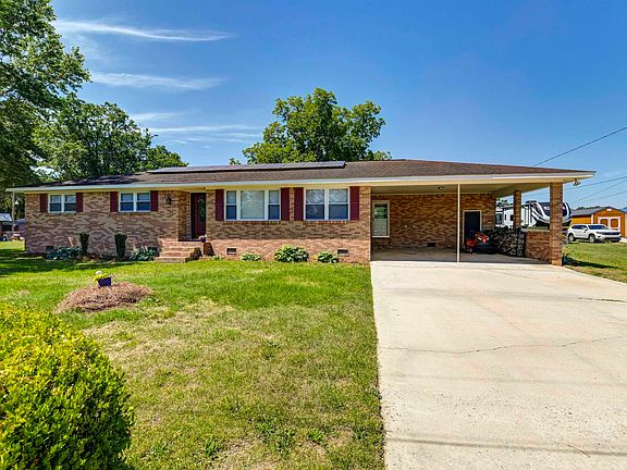 3rd image of 511 Clamp Dr