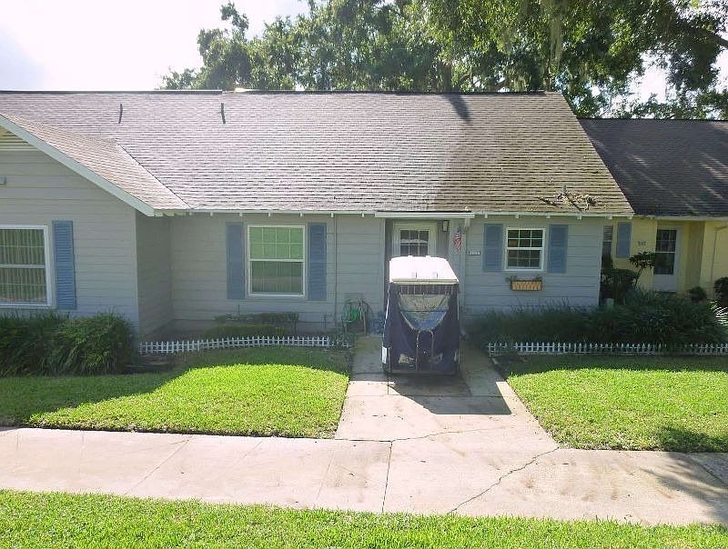 1st image of 1152 Villa Ln