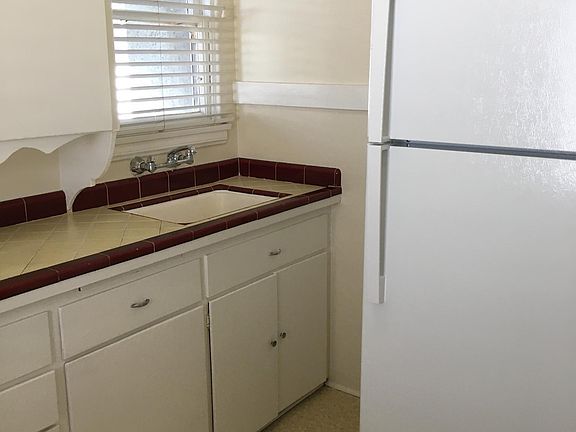 2nd image of 1716 N Sierra Bonita Ave #1/2
