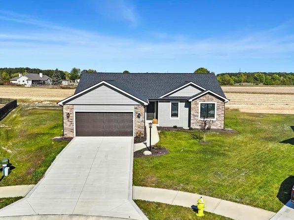 8181 Choice Ct, Fort Wayne, IN 46835