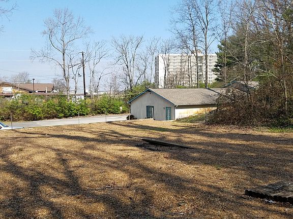 5th image of 404406 Kendall Rd