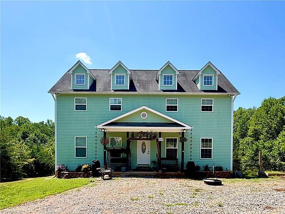 2nd image of 243 Hunter Ridge Ln