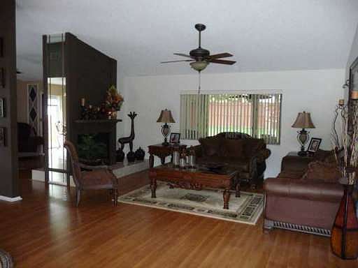 3rd image of 361 Cypress Landing Dr