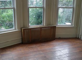 6 Thurman St, Yonkers, NY 10701