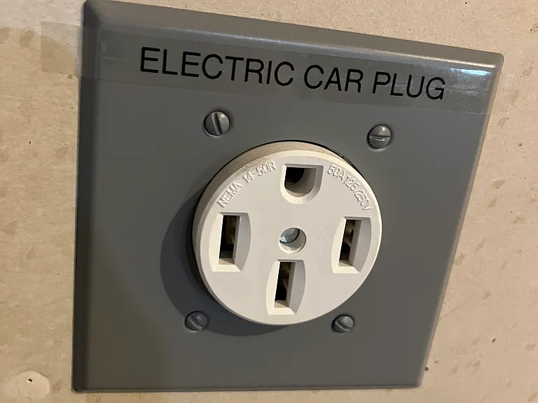 EV plug