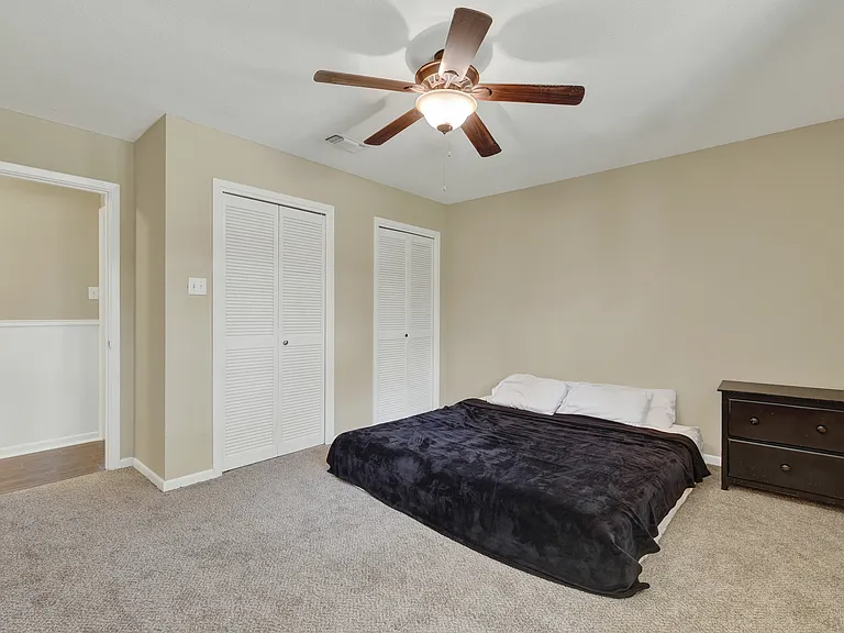 208 Reimer Ave — Photo 27