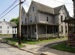 502 N Logan Blvd, Burnham, PA 17009