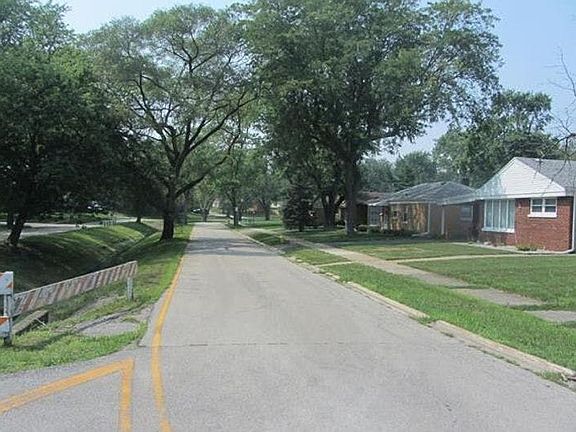 4th image of 21417 Butterfield Pkwy
