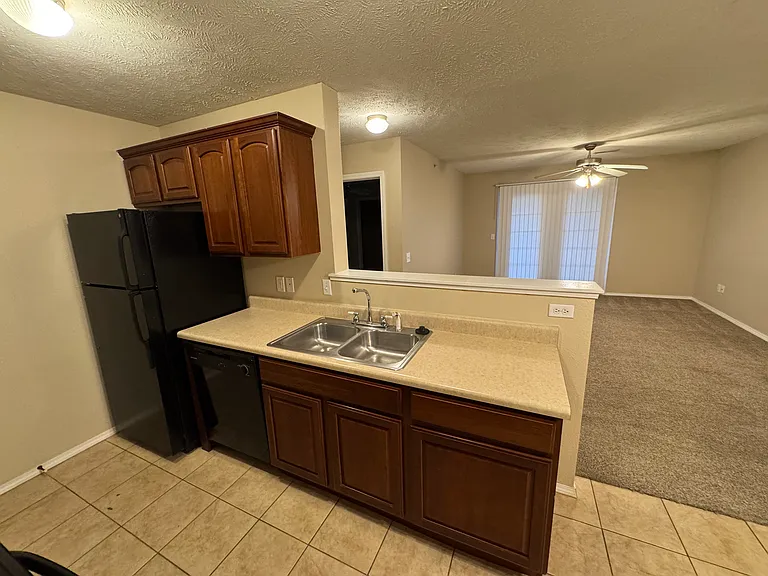 Clifton Height Apartments — Photo 3