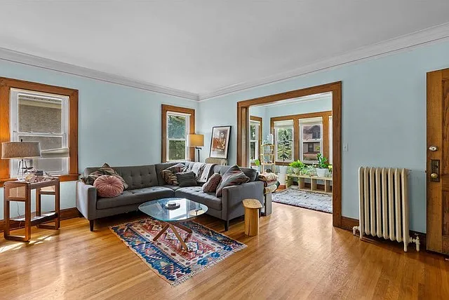 2 bed, 1281 sqft, $1,875 — Photo 4