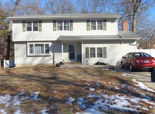 3 Marfo Ln, Centereach, NY 11720