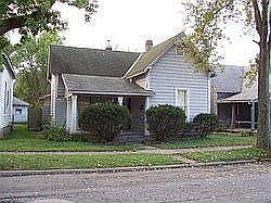 1st image of 719 W Locust St