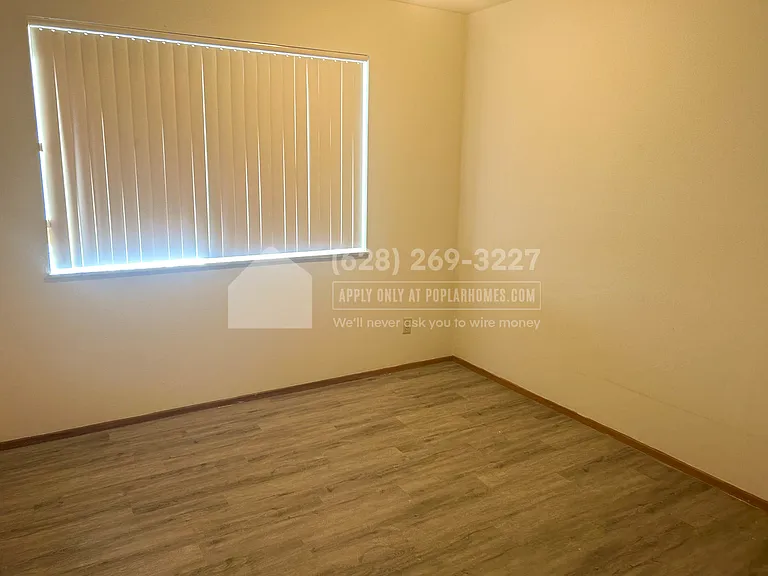 843 Thompson Dr — Photo 8
