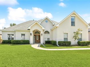 24 Minter Dr, Mandeville, LA 70471