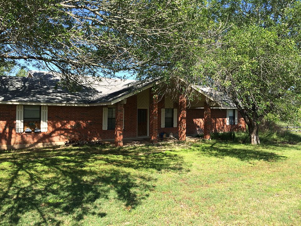 1st image of 945 Watson Ln E