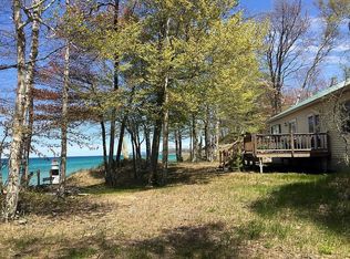 6350 Lakeshore Rd, Manistee, MI 49660