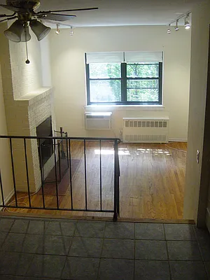 Rented by Chartwell Manhattan Realty | media 9