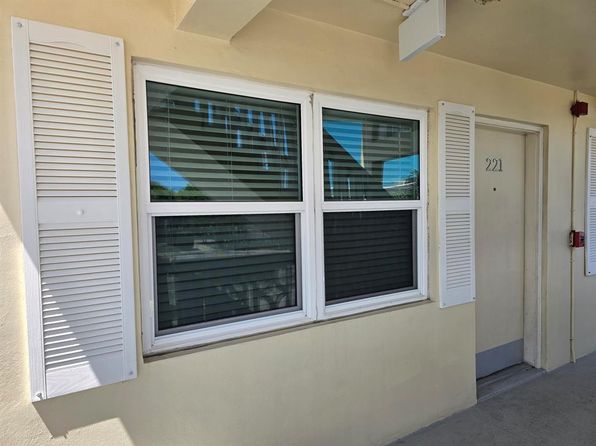 3915 S Flagler Dr APT 221