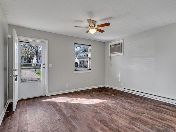 5th image of 325 McArthur Dr