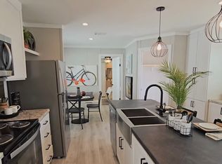 202 Jacobstown New Egypt Rd TRAILER 185, Wrightstown, NJ 08562