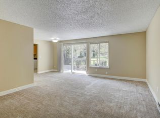 1010 139th Pl NE #C05, Bellevue, WA 98005