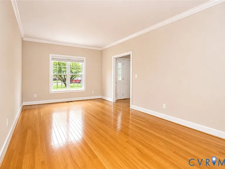 11320 Sadler Oaks Dr — Photo 11