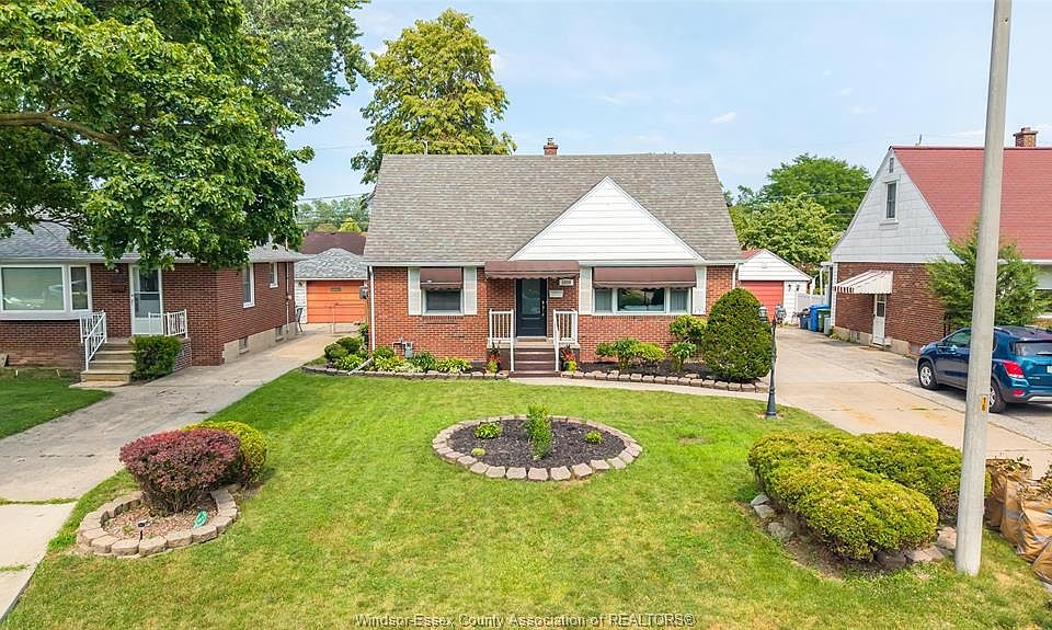 1st image of 1030 Isabelle Pl