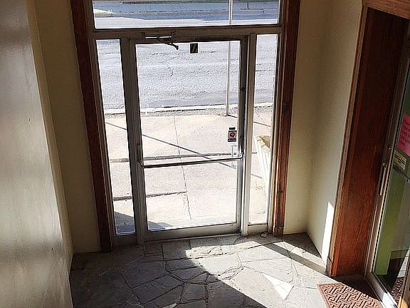 5th image of 9 River St