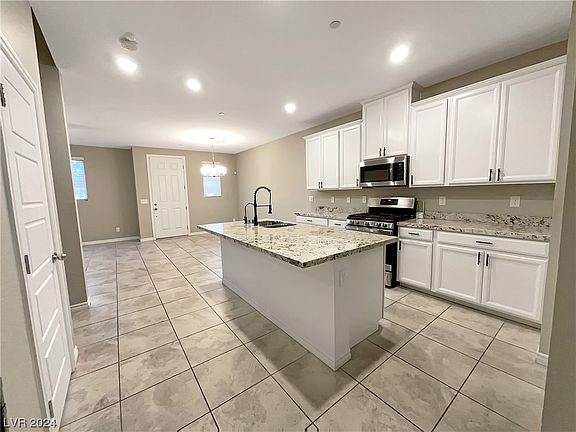 5th image of 6578 Silver Estates Ave #1