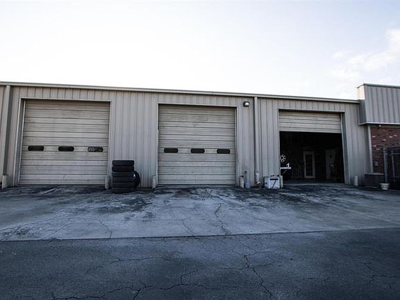 4th image of 5305 High St
