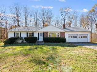 7 Cross Brook Rd, Newtown, CT 06470