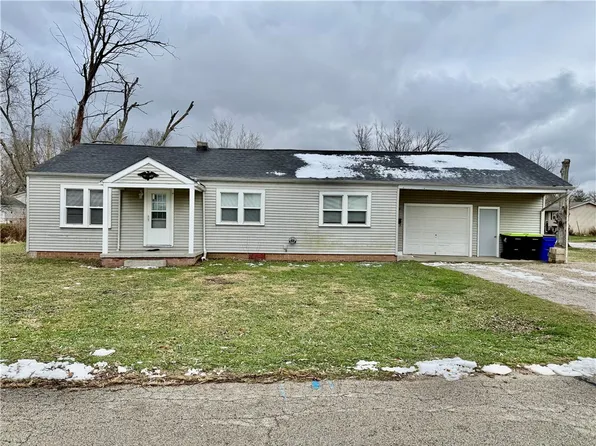 3499 W Lafayette Ave, Decatur, IL 62522