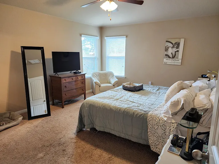 109 Bastian Ln — Photo 6